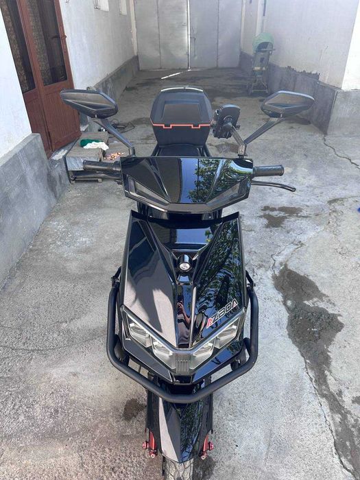 Skuter (scooter) sotiladi