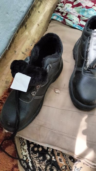 Обувь рабочия 43