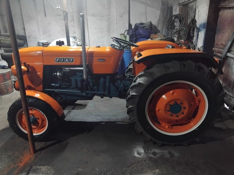 De vanzare tractoras fiat 415