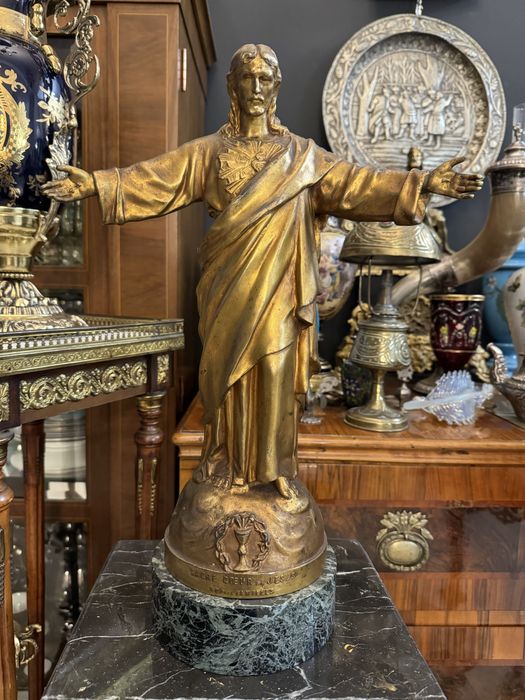 Statueta - semnata- antimoniu