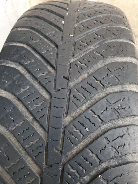 Cauciucuri All season Kumho HA31 185 65 R15
150 Ron pentru ambele