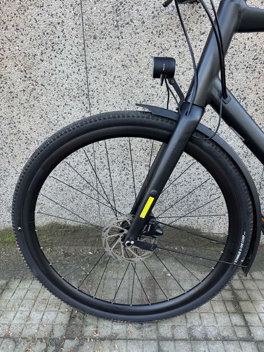 Cube Nulane Pro 28''/Shimano Cues/Динамо главина/Led light/2026