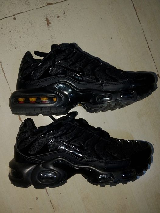 Кроссовки Nike air max plus