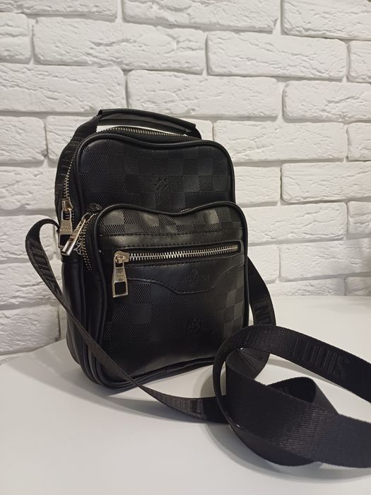 Продам мужскую сумку.