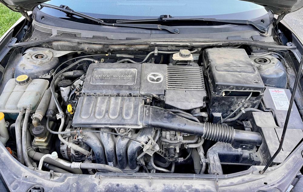 Mazda 3 2004 sedan, 1.6 benzina, 170986 Km