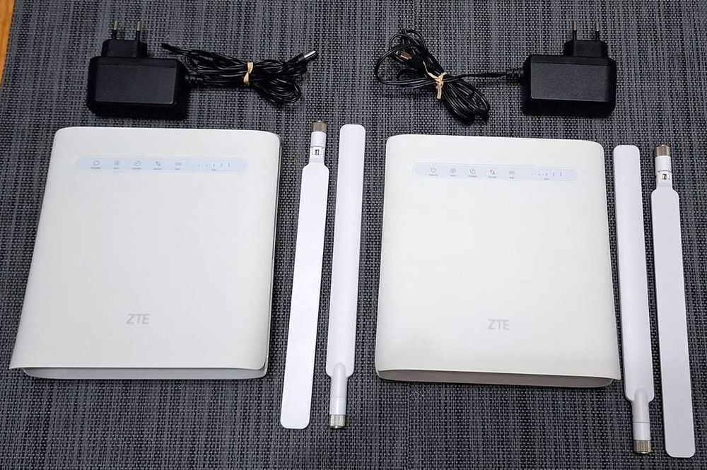 Рутер 4G ZTE MF286 - 2 броя с OpenWRT фърмуер