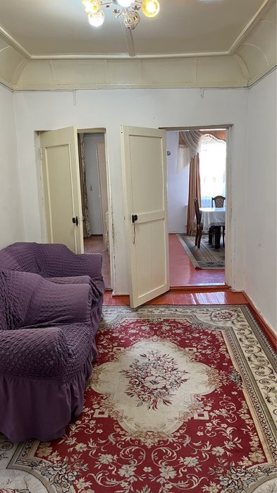 Үлкен үй сатылады!