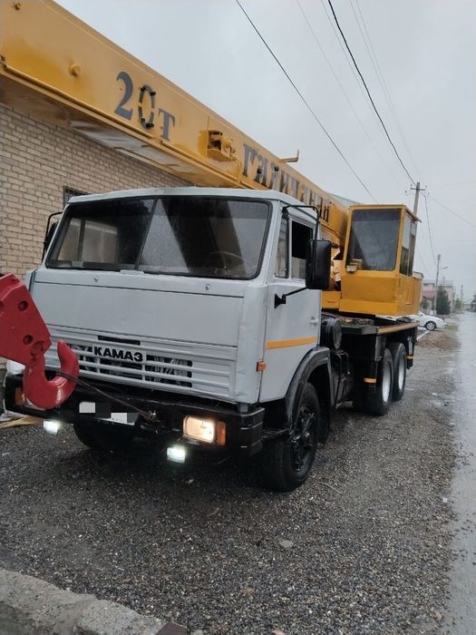 Автокран  20 тон 22 метр