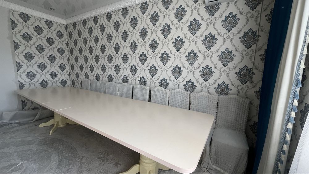 стол 4 метра и 12 стульев