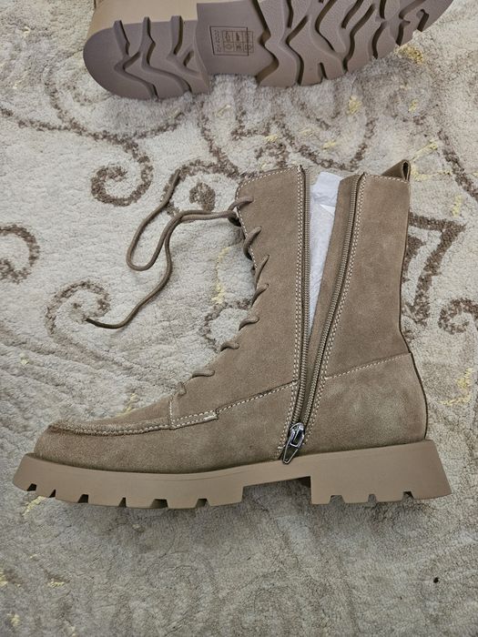 Новые замшевые ботинки женские Dolce Vita. Натуральный замш. На 41-42р