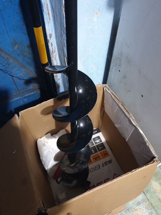 Бензобур для рыбалки