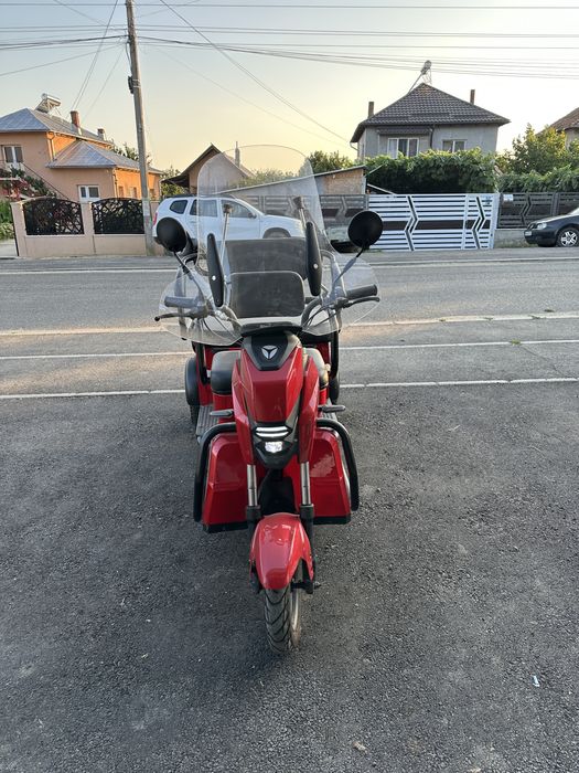 Scuter electric Ztech - Nu necesita permis conducere