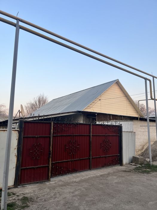 Дом продаю  В хорошом месте