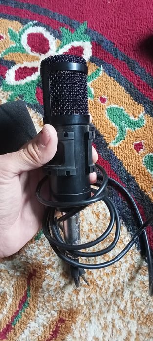 Микрофон сатилады