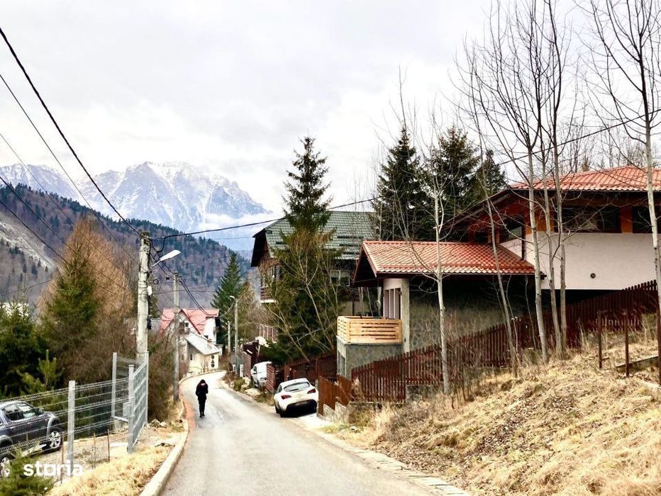 Vilă spațioasă -7 camere-vedere panoramică-Azuga
