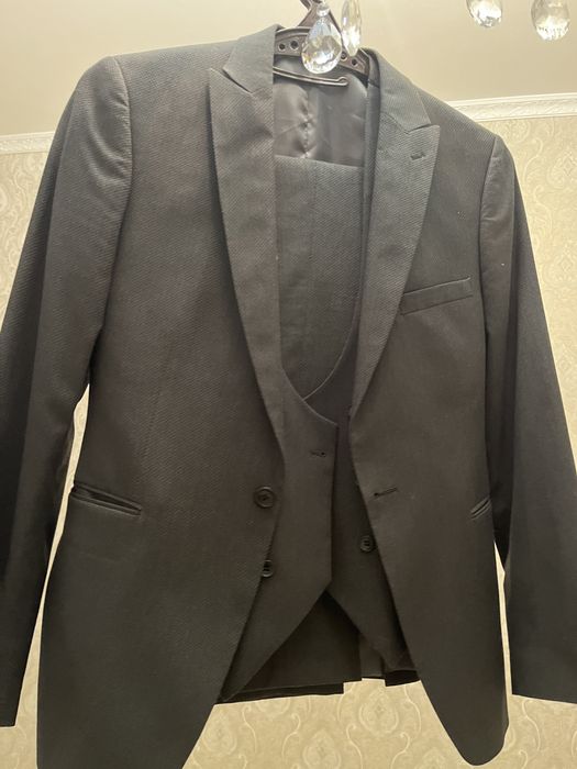 Мужской костюм