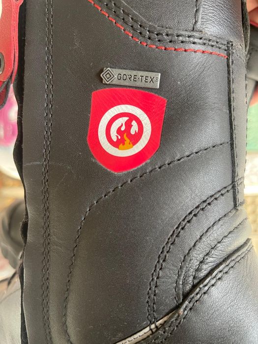 Ghete pentru pompieri Steitz Secura, marimea 43