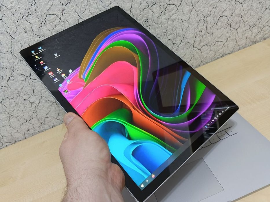 SurfaceBook 2 15" 3K OLED/CORE i7-8650U/16GB/512GB/GeForceGTX 1060 6GB