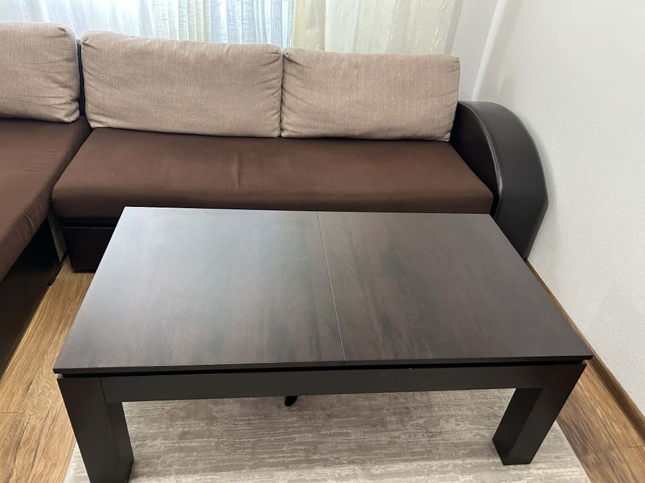 Ъглов диван с маса