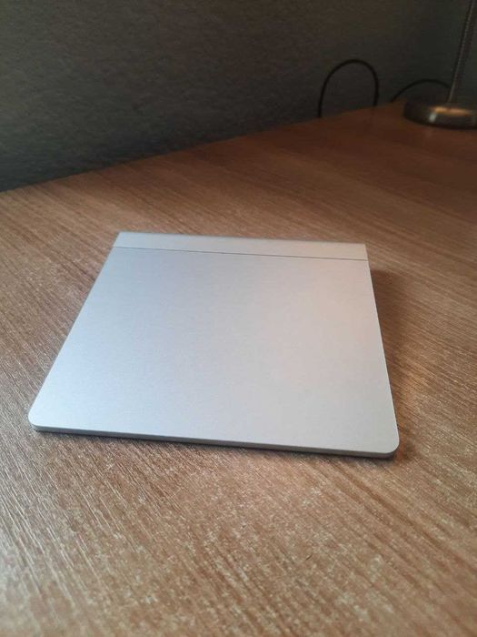 Продам трекпад Apple