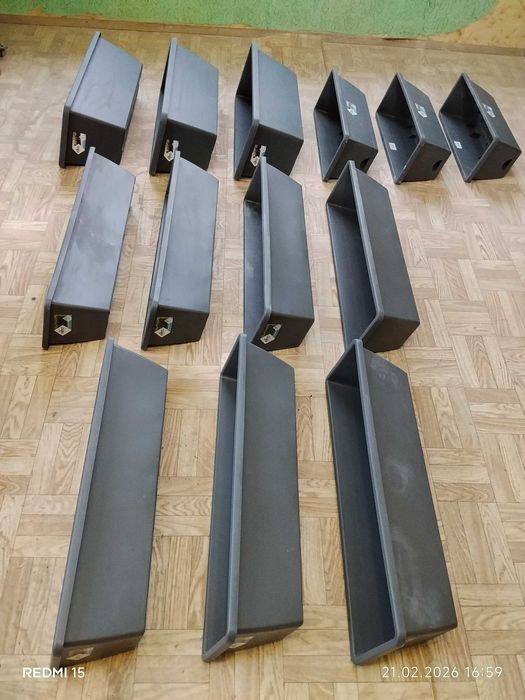 Правоъгълни и кръгли саксии