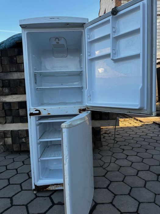 Продам холодильник Б/У