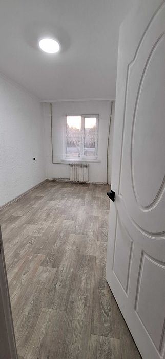 Продам трехкомнатную  квартиру