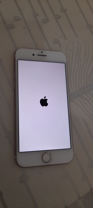 Айфон 7 в отличном состоянии