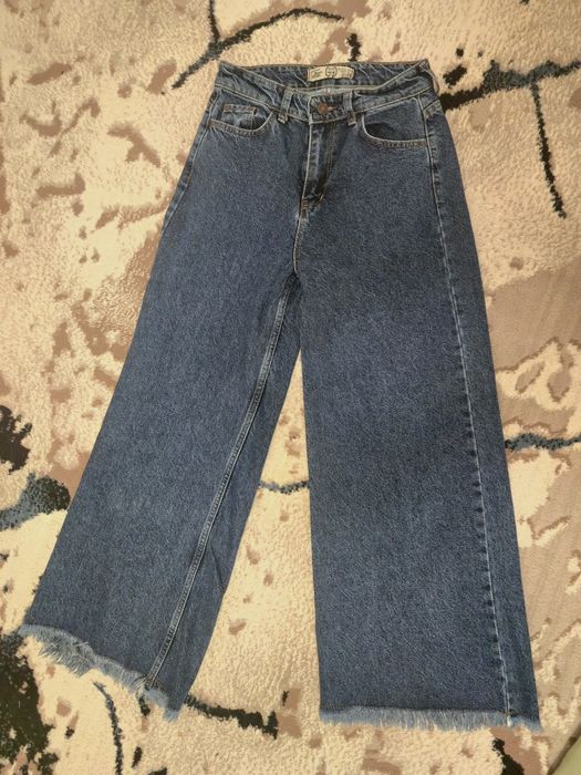 Женские джинсы клёш