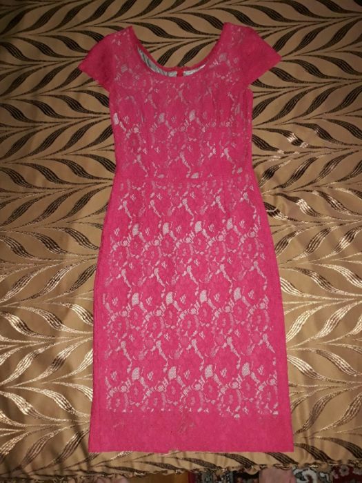 Rochita din dantela marime 38