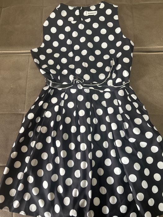 Нарядное платье в горошек для девочки 12 дет