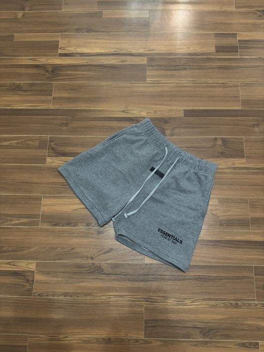 Pantaloni scurti Essentials