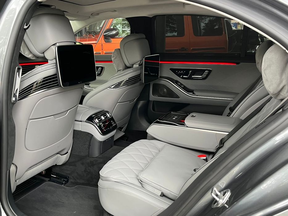 Продавам Mercedes-Benz S 400 AMG 4matic