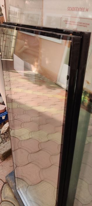 Fereastră PVC glisantă culoare alb geam termopan