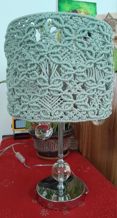 Настольная лампа ручной работы