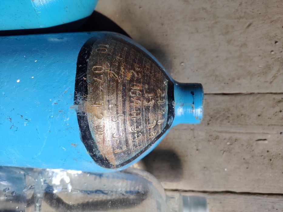 Продам маленький кислородные баллоны.