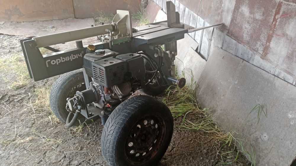 Продам дровакол Горыныч