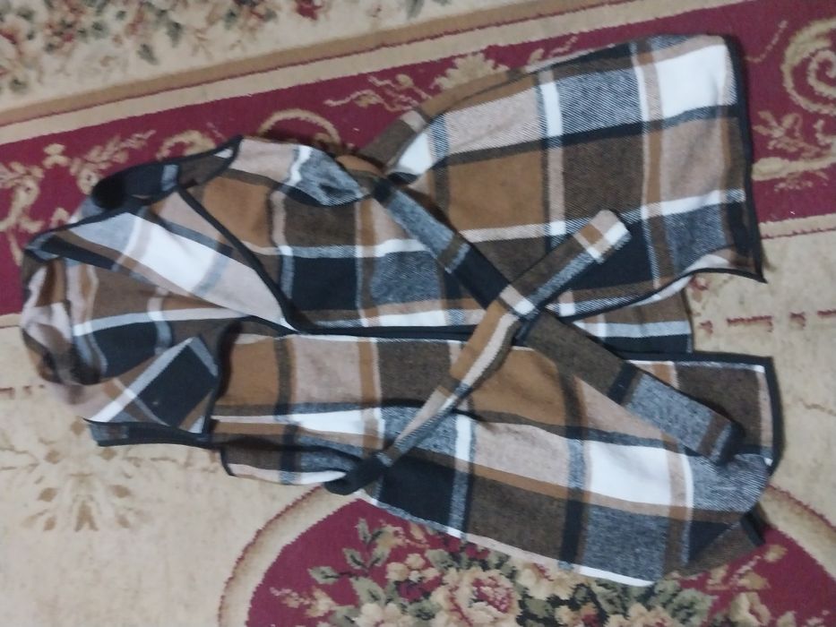 Одежда на девочку 10-11 лет хорошоя