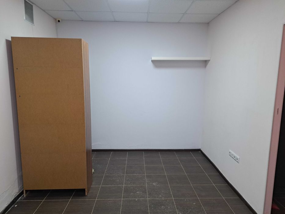 Сдам офисно-торговое помещение