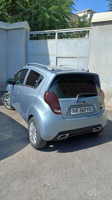 Прдаю свой автомобиль спарк.