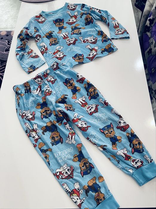 ЛОТ Детски Екипи + Подарък Пижама на пес патрул - 5г.