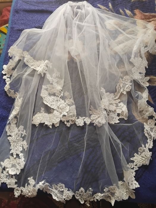 Vînd rochie de mireasa