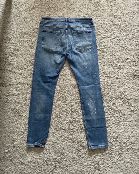 Blugi Bershka pentru barbati