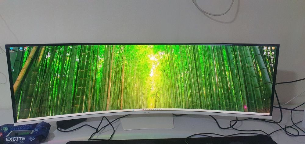 Manitor 120hz 49size