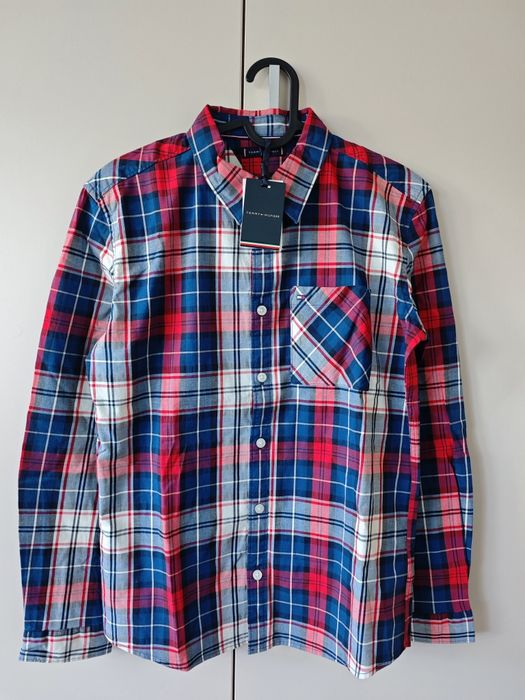 Риза Tommy hilfiger за ръст 164/14 години нова