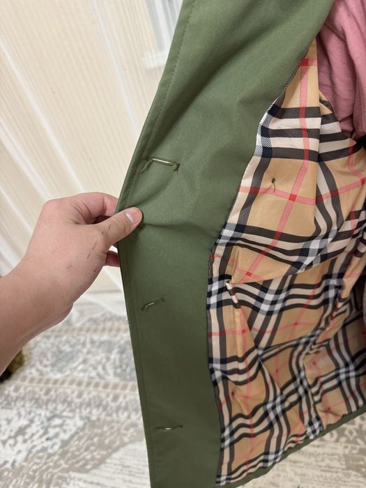 Плащ 38 размер (4-5класс) 4900тг