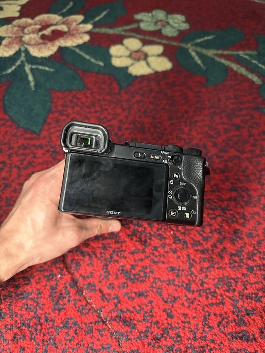 Sony A6400+sony 18-135 obyektiv