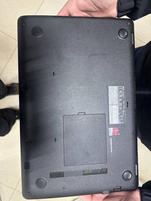 Ноутбук Asus сост норм