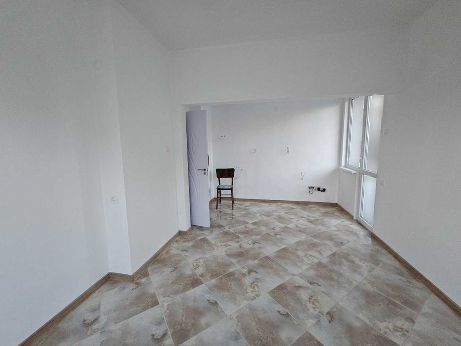 Продава се Тристаен апартамент в Горна Оряховица - 110 кв.м за 1455 €/кв.м - Снимка #7