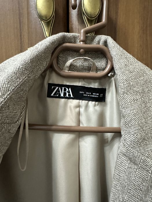 Сако с примес на вълна Zara - ново